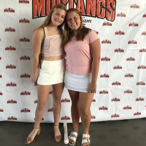 Meet your Posher, Ava